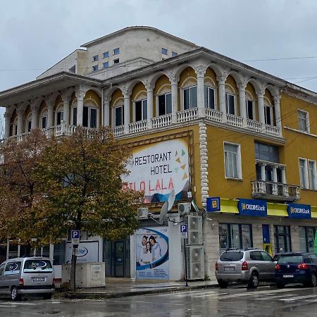 Pilo Lala Hotel Lushnjë Eksteriør bilde